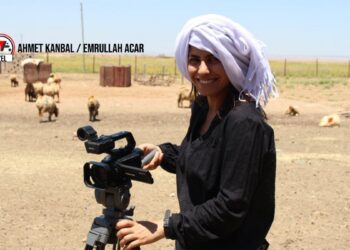 Kamerasıyla ‘tarihi süreçlere’ ışık tuttu