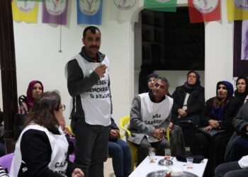 Riha ilçelerinde özgürlük yürüyüşü buluşmaları