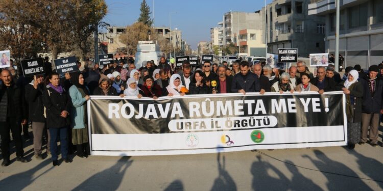 Kobanê sınırında nöbet: Statüsüz bir yaşamı kabul etmiyoruz