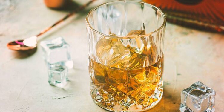 20 yılda rakı tüketimi yüzde 5 düştü, viski tüketimi yüzde 1399 arttı