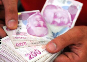 2023'te aylık kişi başı brüt kazanç 26 bin 402 lira oldu
