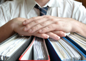 3 Yıl Boyunca Atanamayacaklar! Resmi Gazete'den Duyuruldu: 1 Ocak'ta Başlıyor