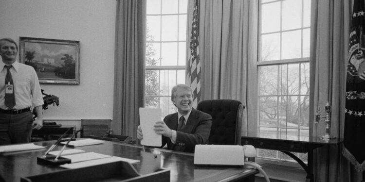 12 Eylül darbesinden silah ambargosuna: Jimmy Carter döneminde Türk-Amerikan ilişkilerinde neler yaşanmıştı?