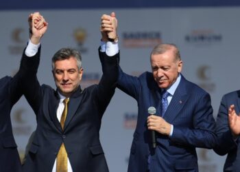 AKP’liler hiç kaybetmiyor: Başkan seçilemedi, bakan müşaviri oldu!