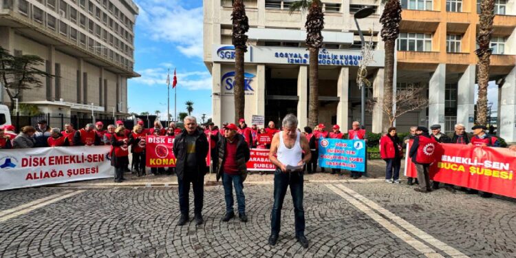 Açlık sınırı altında asgari ücret dayatmalarına alışmayacağız