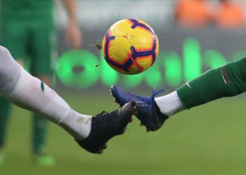 Afrika'da Yılın 11'i Belli Oldu! Türkiye'den Osimhen ve Amrabat da Listede