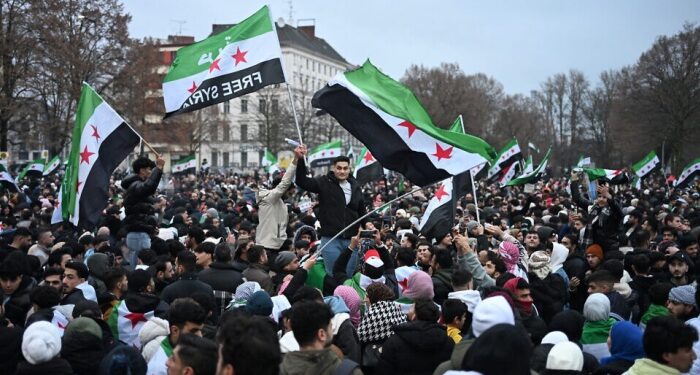 Almanya ve Avusturya’nın ardından Belçika da Suriyeli sığınmacı başvurularını beklemeye aldı