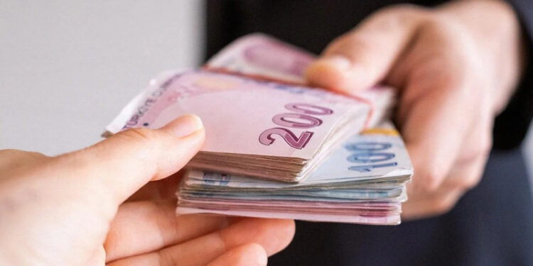 Asgari ücret polemiklere malzeme edilmemeli, en hızlı biçimde sonuçlandırarak ülke gündeminden çıkarmayı istiyoruz