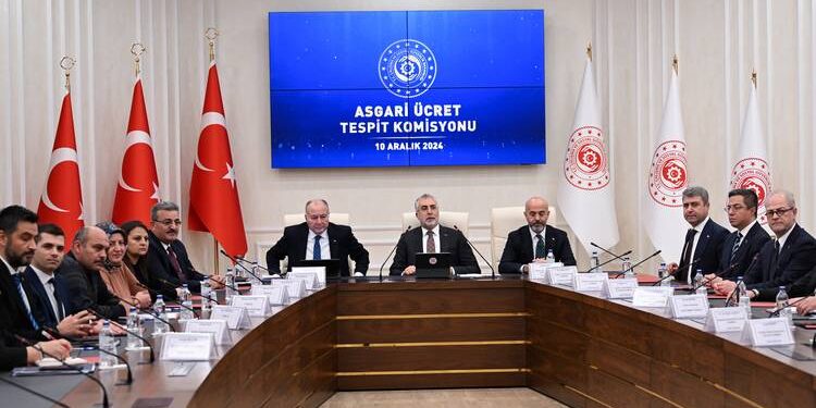Asgari ücrette ikinci toplantıdan da rakam çıkmadı