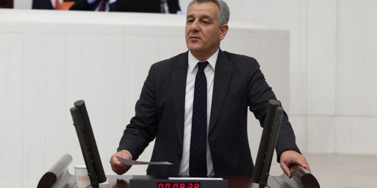 Bakanlığın bütçesinden eğitime ayrılan pay yüzde 20