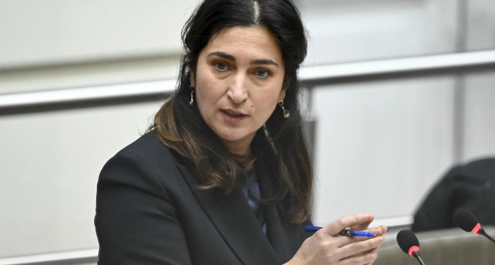 Belçika aşırı sağı, Bakan Zuhal Demir’i hedef aldı