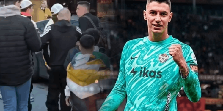 Berke Özer'den Polise Olay Tepki: 'Terörist miyiz?'