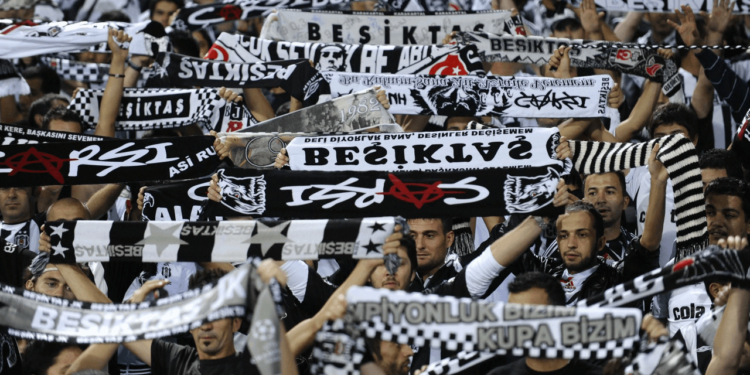 Beşiktaş Taraftar Krizini UEFA'ya Taşıdı: 'Maç Başka Kentte ya da Ülkede Oynansın'