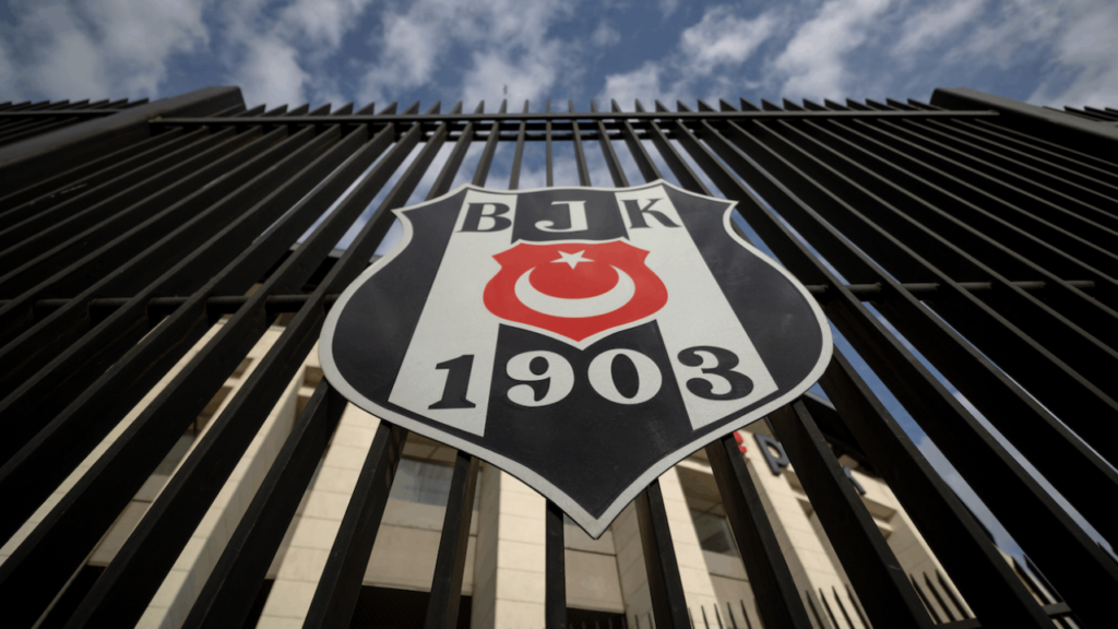 Beşiktaş'ta Sular Durulmuyor: Kaan Şakul İstifa Etti