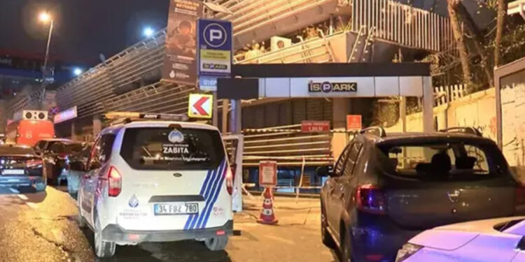 Beyoğlu’ndaki İSPARK Tepebaşı otoparkı çatlaklar sebebiyle kapatıldı