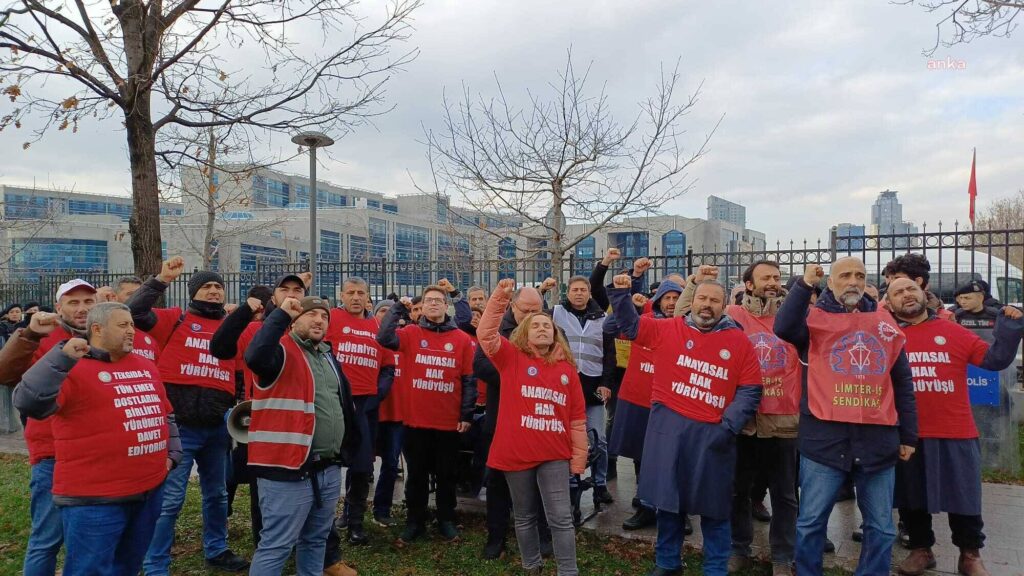 Bize destek olması gereken devlet, önümüze barikat kurdu