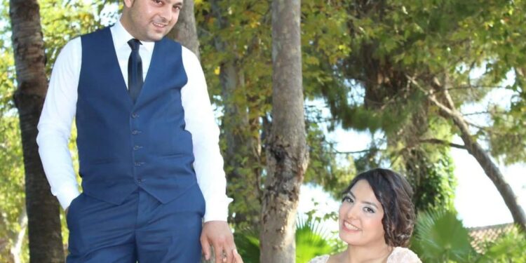 Boşandığı eşini takip edip benzinle yaktı