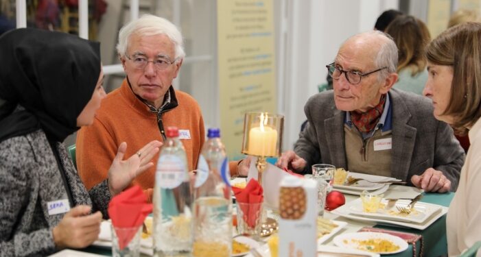 Brüksel’den Noel mesajı: Birlikte aynı masada…