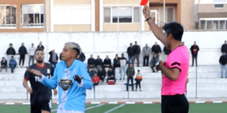 Bu Nasıl Maç? Tam 12 Kırmızı Kart Çıktı