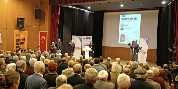 Bu ödül iktidara verilmiş bir kırmızı karttır