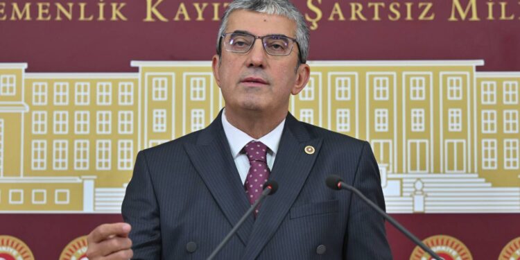 CHP'li Günaydın'dan "Savcı katilini öven danışman" iddiasına yanıt: Alçakça bir iftira