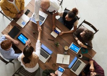 Çalışanların yüzde 70'i, maaşlarından memnun değil