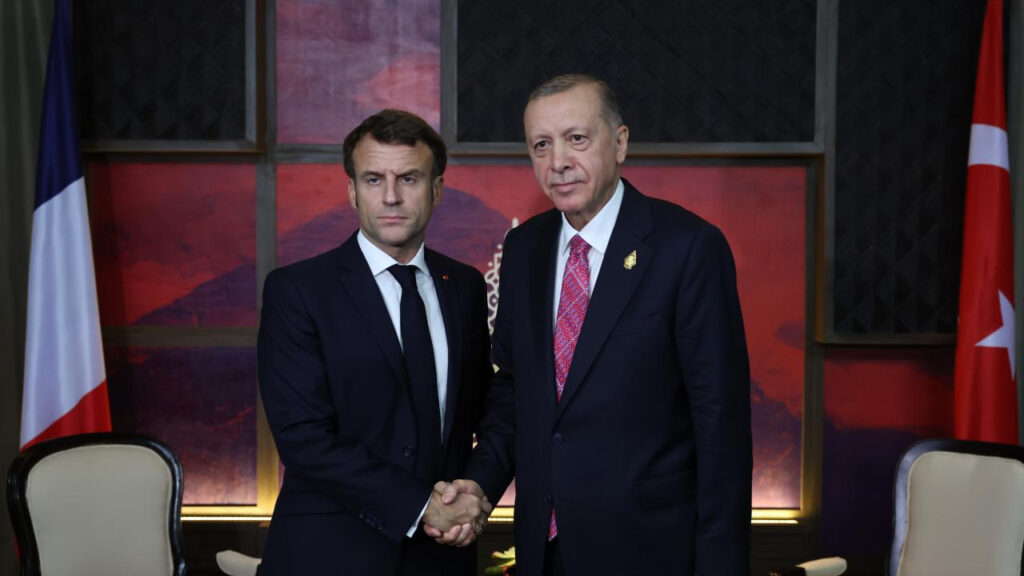 Cumhurbaşkanı Erdoğan ile Macron Arasında Suriye Teması