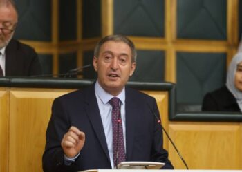 Karaarslan kazanmıştı: Koç Holding, Fenerbahçe-Kalamış Yat Limanı için imzaya çağrıldı