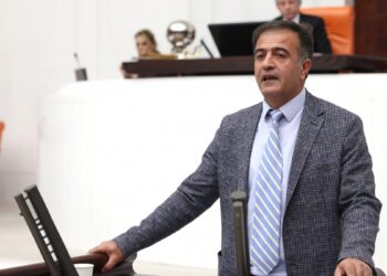 DEM Partili Kamaç: Diyanet’in 19 dilli yayınında Kürtçe yok!