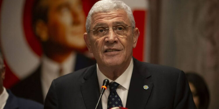 Dervişoğlu, Suriyelilerin Ülkelerine Dönmesi Gerektiğini Söyledi: 'Esad Gitti, Misafirlik Bitti'