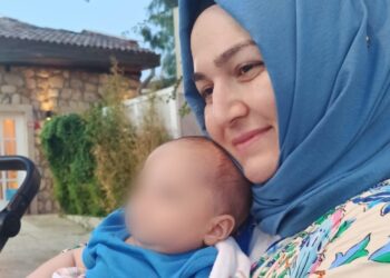 Dört aylık oğlu ile tutuklanan KHK’lı öğretmen tahliye edildi