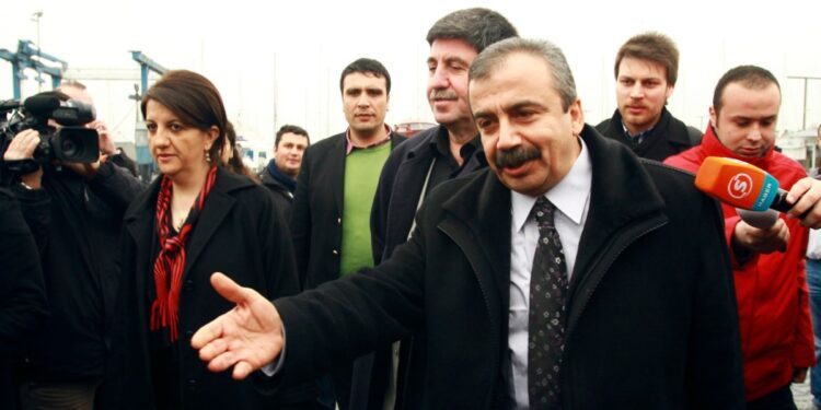 DEM Parti heyetiyle görüşen Abdullah Öcalan: “Gereken pozitif adımı atmaya ve çağrıyı yapmaya hazırım”