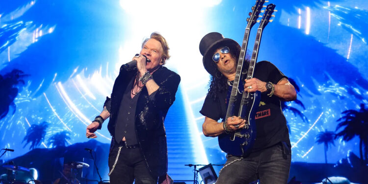 Efsanevi Rock Grubu Guns N' Roses 32 Yıl Sonra İstanbul'da Konser Verecek! Biletler Ne Zaman Satışa Çıkıyor?