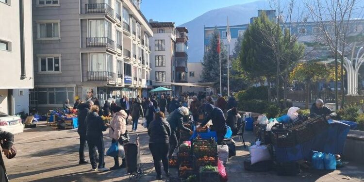 Eğer bu millet, bu devletin insanıysa, her şey eşit olmalı!