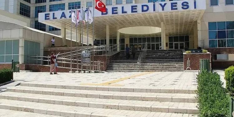Elazığ Belediyesi, büyük borçlarına rağmen spora milyonlar akıttı