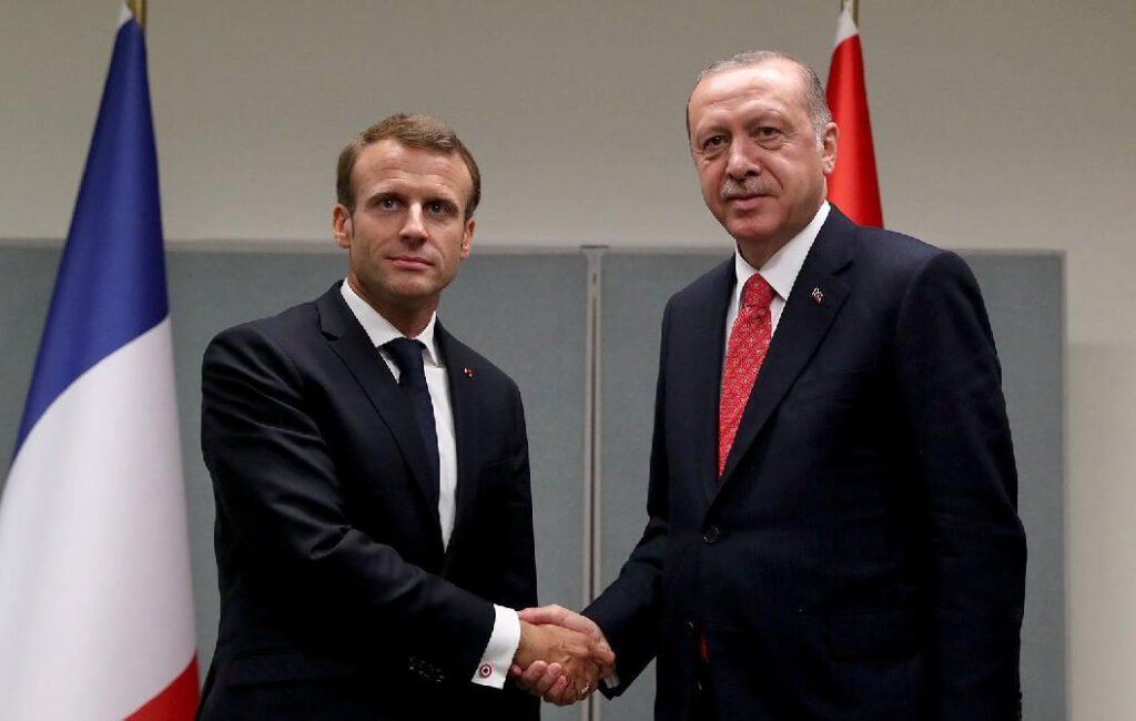 Emmanuel Macron, Erdoğan ile telefonda görüştü