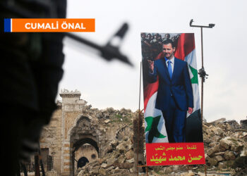 Esad rejimi çöküyor mu?