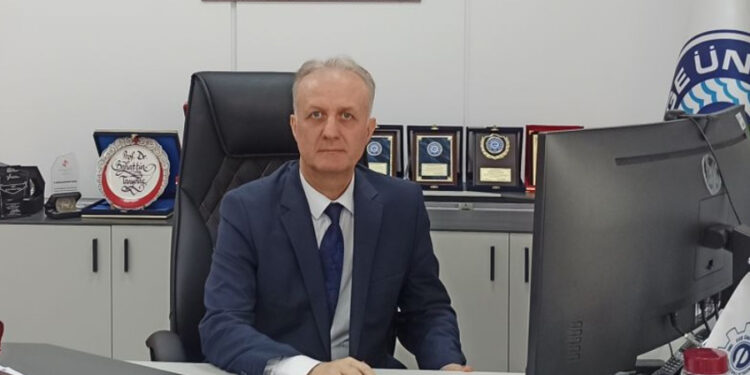 Fakülte Dekanı’nı CİMER’e şikâyet eden veli ve öğrenciler karakola çağrıldı