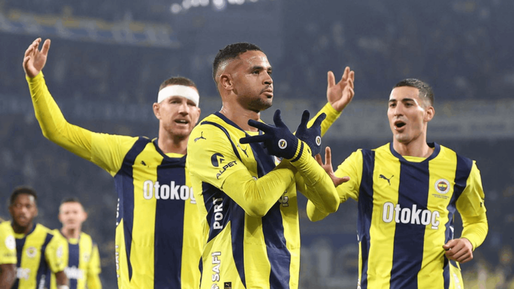 Fenerbahçe'den Çok Sert Hakem Tepkisi: 'Hatalar Bir Takımın Lehine...'