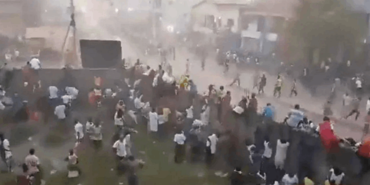 Futbol Maçında İzdiham! En Az 10 Ölü...