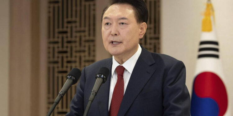 Güney Kore Devlet Başkanı Yoon İçin Mahkemeden Tutuklama Emri Çıktı
