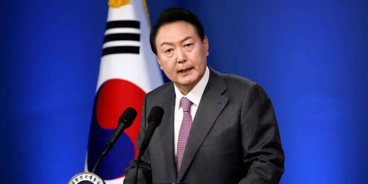 Güney Kore'de Devlet Başkanlığı Ofisi'ne Polis Baskını