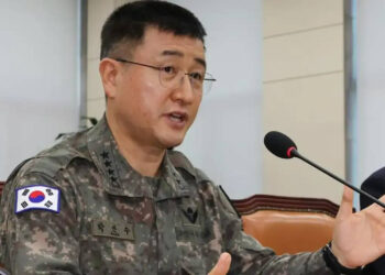 Güney Kore'de Genel Kurmay Başkanı Park Görevden Alındı