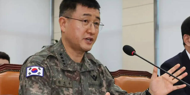 Güney Kore'de Genel Kurmay Başkanı Park Görevden Alındı