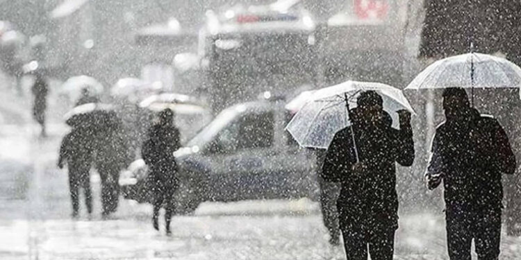 Hafta Sonu Plan Yapanlar Dikkat! Meteoroloji Uyardı; Kuvvetli Yağış Geliyor
