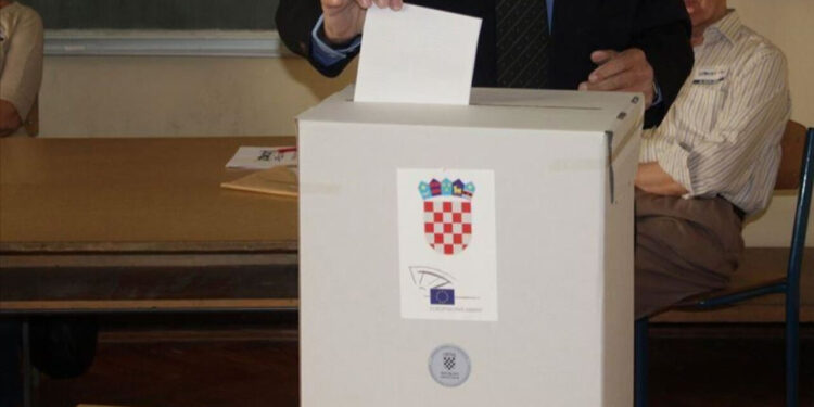 Hırvatistan Cumhurbaşkanı Seçimi İçin Sandık Başında