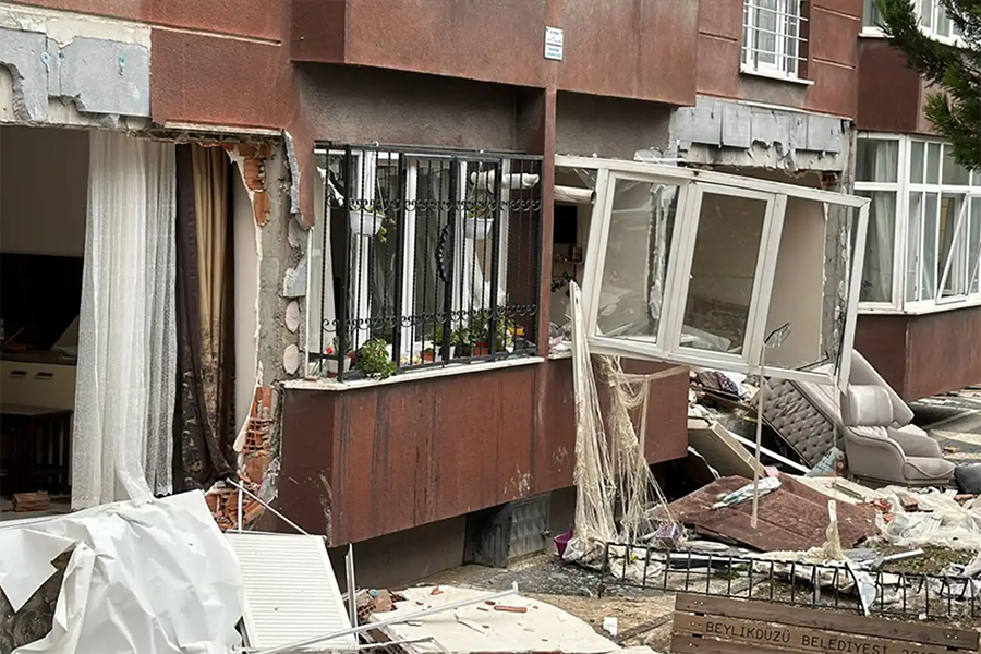 İSTANBUL | Doğagaz patlaması yaşanan binada ‘intihar’ iddiası!