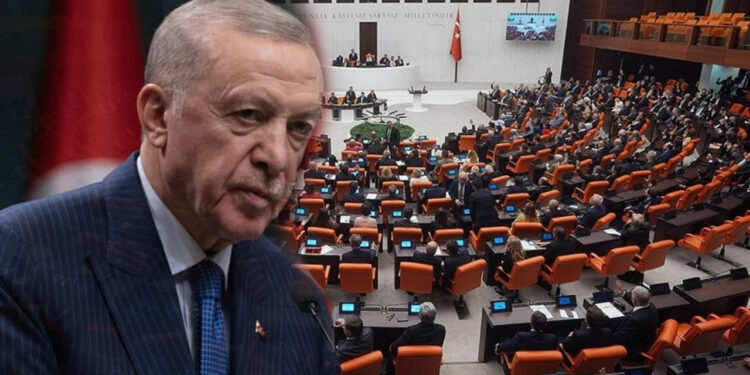 İki Parti İçin Bomba Kulis! 'AKP'ye Geçmeye Sıcak Bakıyorlar'