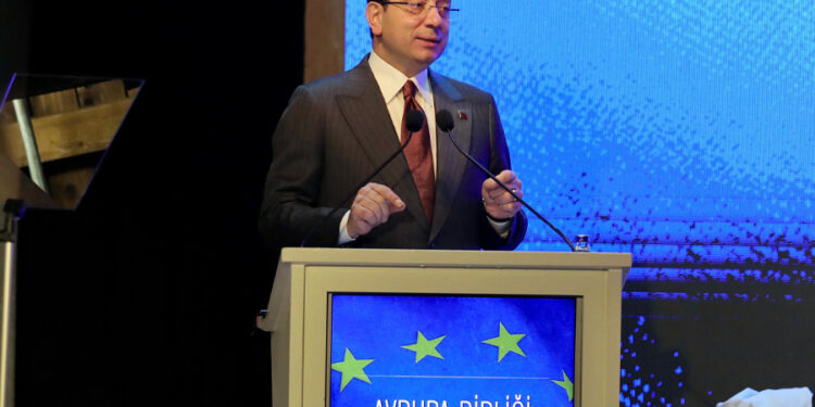 İmamoğlu’ndan kayyım tepkisi: ”Halkın iradesi ayaklar altına alınıyor”