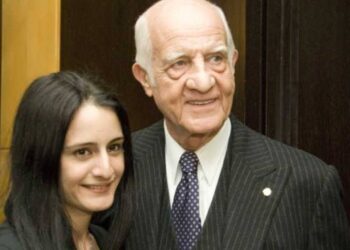 İpek Kıraç’ın açtığı vasi davasında, "İnan Kıraç hangi toplantıda olduğunun farkında değildi" belgesi